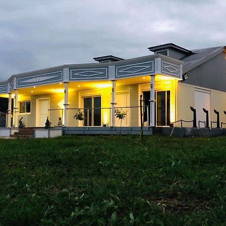 Les Chalets Du Domaine De Nayjee Commune Begue Екстер'єр фото